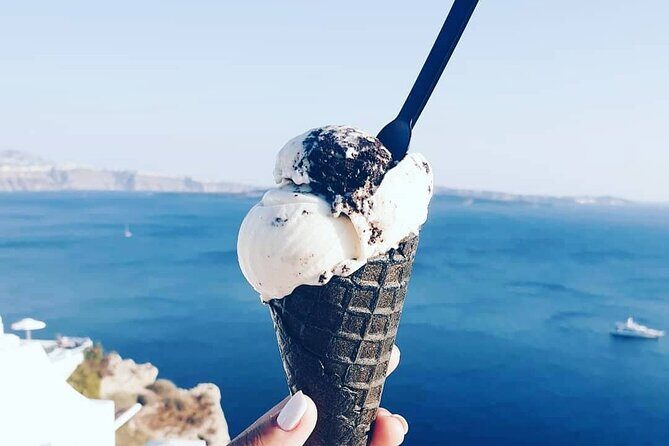 6-Hour Private Custom Santorini Tour-A Full Experience Of The Island. - Oia: cobblestones, blue-domed views, and serious photo time