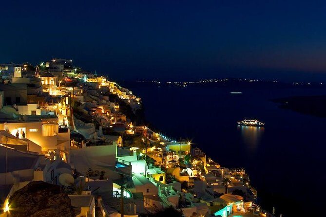 Blue Dome and Oia Sunset Small Group Transfer - The return after sunset: skip-the-line convenience and why it’s useful
