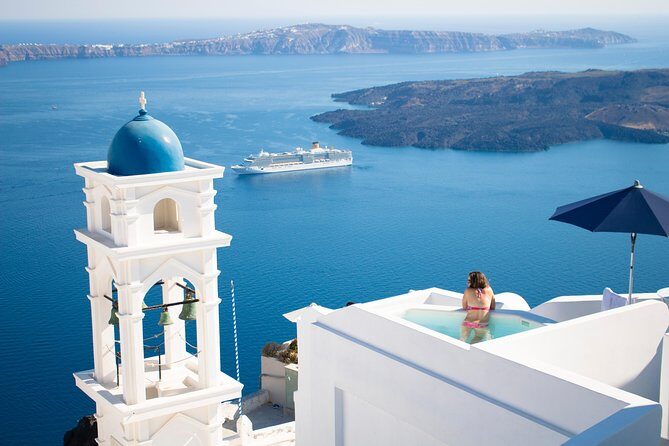 Blue Dome And Oia Sunset Small Group Transfer - Getting picked up in Fira or Kamari (and why it matters)