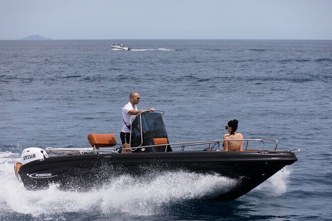 Boat Rental in Santorini License Free - Snacks, Water, and Music: Small Perks With Big Payoff