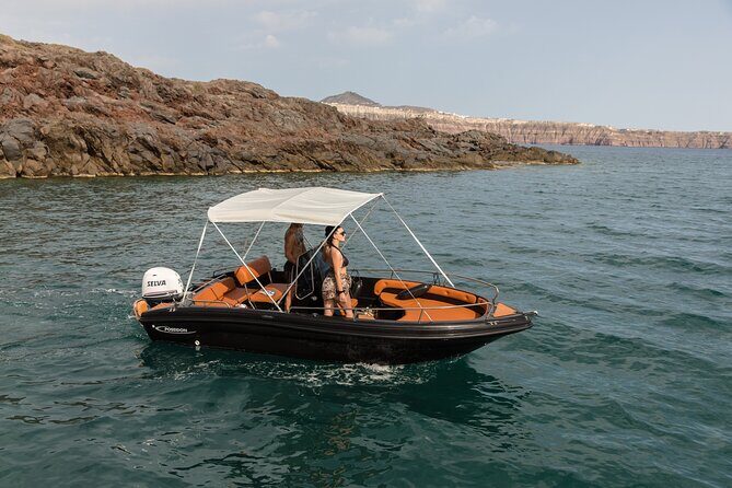 Boat Rental in Santorini License Free - Santorini Meets Thirasia: How the Trip Feels in Real Life