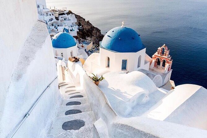 Discover the Cultural Heart of Santorini with Mεliton Tours - Venetsanos Winery: why the building matters as much as the wine