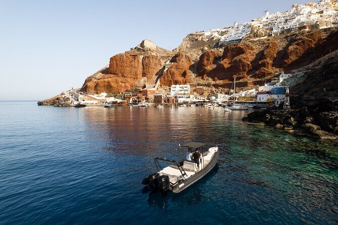 Exclusive cruise experience in Santorini - Aspronisi: uninhabited beach time with that almost-private feeling (15 minutes)