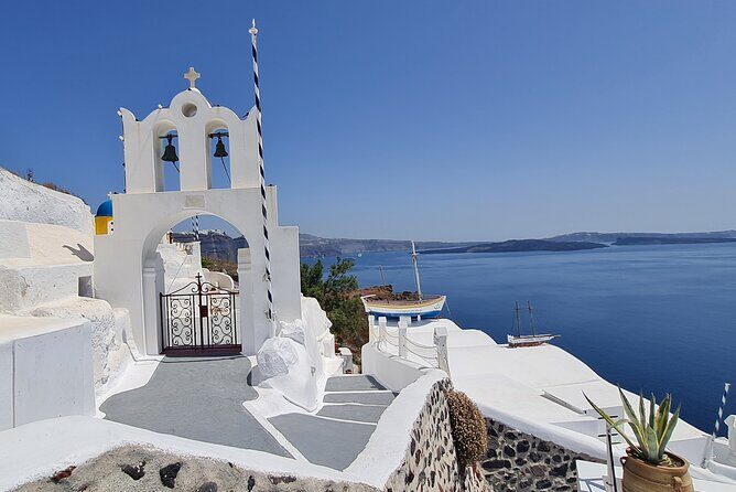 Exclusive Private Santorini Tour Fully Customizable Experience - A private Santorini day that actually feels private