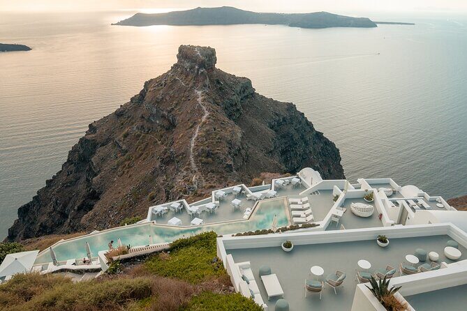 Explore Oia(IA) - Private Guided Tour - How private guiding changes your walking day