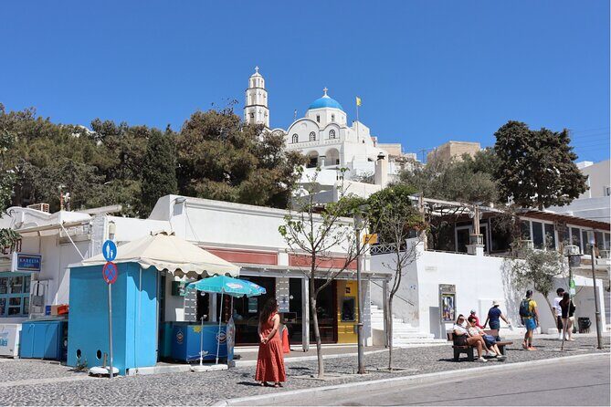 Fira Walking Tour: Explore Top Sights & Hidden Gems - Getting to Ipapantis 307 without losing 30 minutes