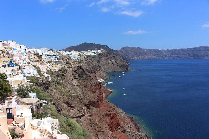 Half-Day Santorini South Coast and Akrotiri Tour from Fira - Guide Quality and Group Size: The Human Factor in Value