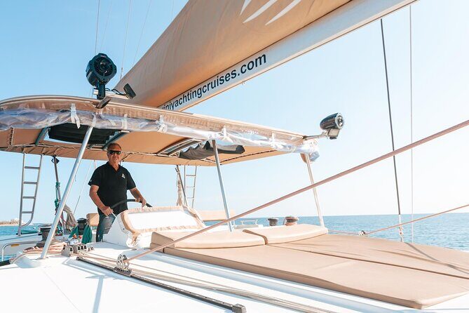 Luxury Santorini Catamaran Cruise: Lunch, BBQ, Drinks, Transfers - How the catamaran route works in real life
