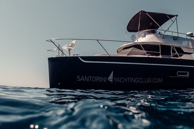 Private Caldera Cruise with Power Catamaran ENJOY incl. Meal & Drinks - Pickup and timing: how you avoid the usual stress