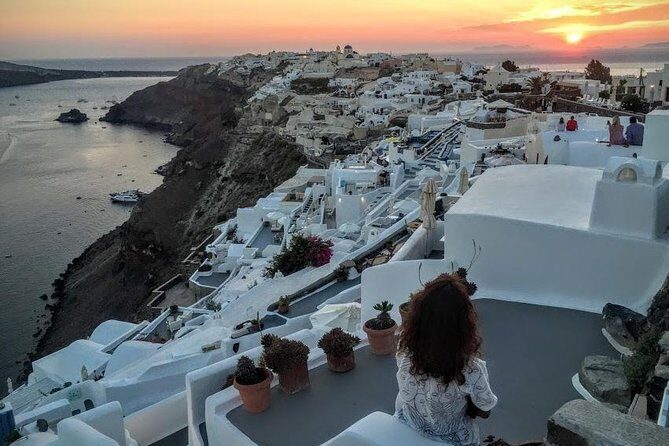 Private Half-Day Tour of Santorini North Side - Oia for one hour: exactly enough time to see the magic (and not burn out)