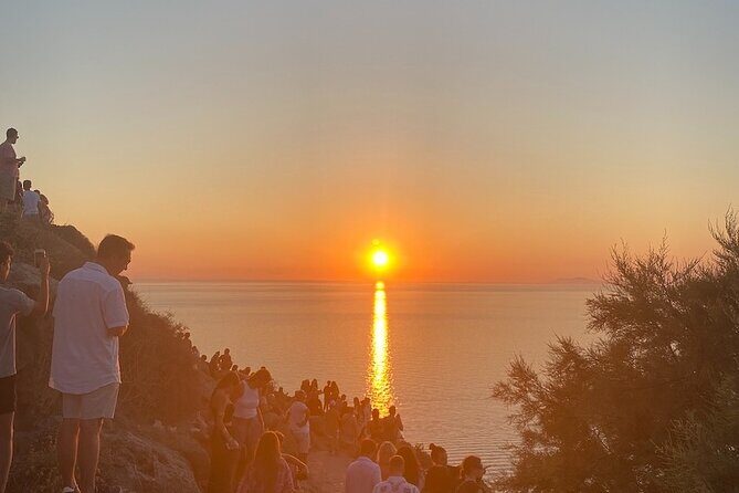 Private Santorini Highlights Tour – Scenic Views & Local Insight - Vlychada black sand beach: the salt-air photo break