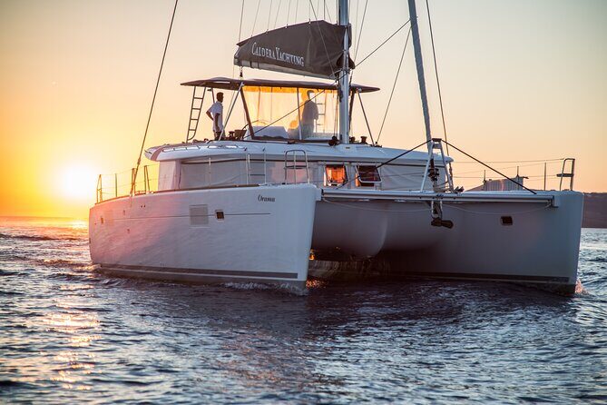 Santorini All-inclusive Catamaran Cruise with Thirassia Stop - Pickup to Amoudi Bay: Getting to the Right Side of Oia