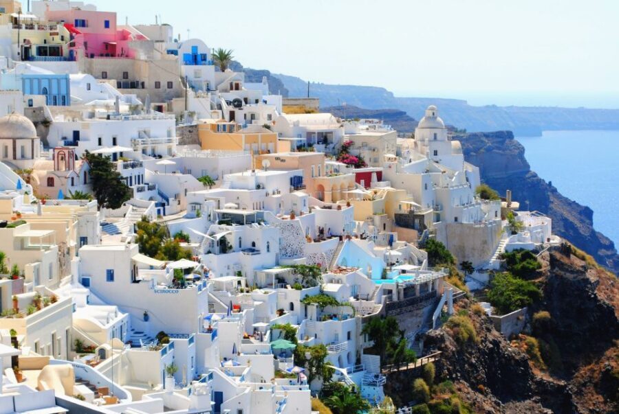 Santorini: Best Of Santorini Private Tour with a Local Guide - Lighthouse cliffs: sea air, wide sightlines, and island scale