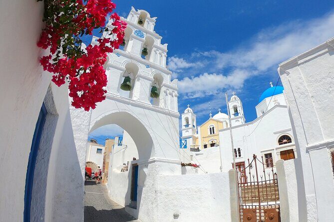 Santorini Chauffeur - Pickup, Private Flow, and How the Day Feels