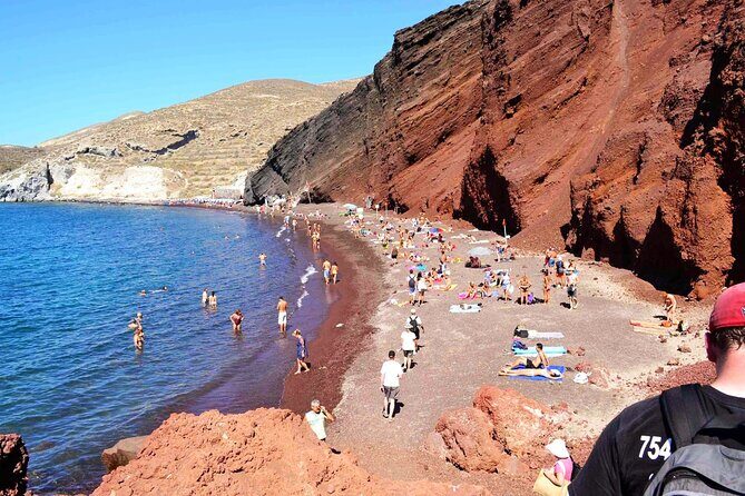 Santorini Chauffeur - Comfort for Groups: Cars, Minivans, and Staying Together