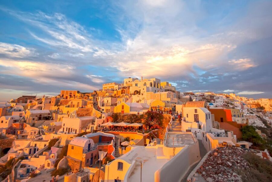 Santorini: Discover Santorini Private 6 hours tour - Price and value: $440 per group for up to 4 people