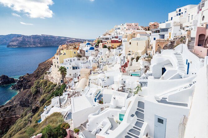 Santorini Highlights and Wine Tasting Private Tour - Perissa Black Sand Beach: the contrast you need after the cliffs