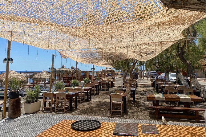 Santorini like a local: Discover local flavors by exploring the island! - Why this Santorini food-and-wine route feels local