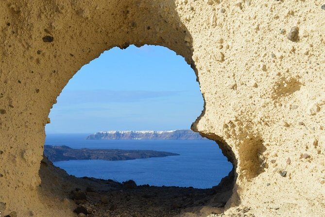 Santorini Photo Safari Top Places - Firostefani to Oia: steep cliffs, then the famous main street