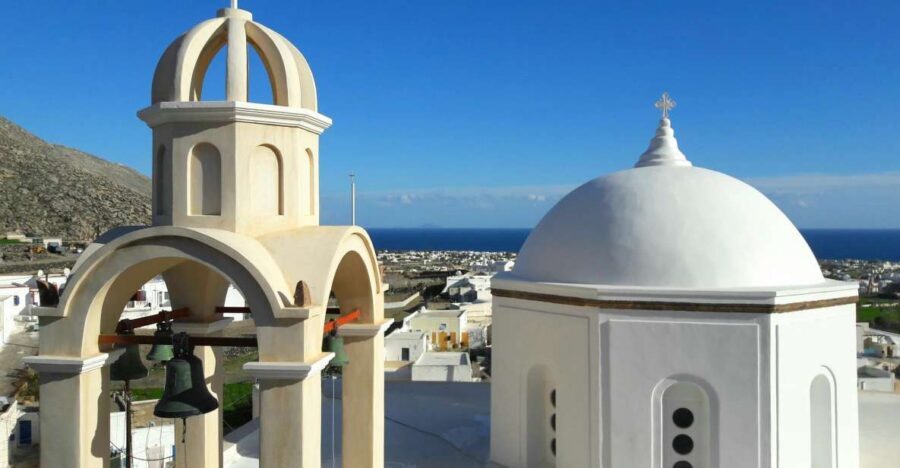 Santorini: Private 4-Hour Cultural Villages Sightseeing Tour - Akrotiri archaeology: the Bronze Age city preserved in volcanic ash