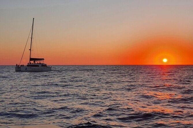 Santorini Private Catamaran Cruise with BBQ, Open Bar & Transfers - BBQ, open bar, and what you actually get to eat
