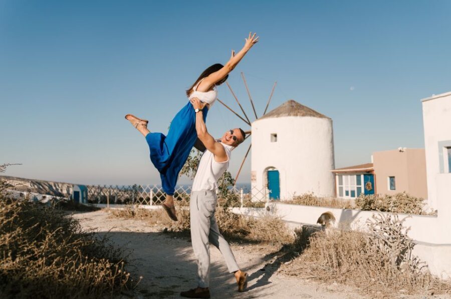 Santorini: Private Four Hour Tour - Who should book this private Santorini driver tour?