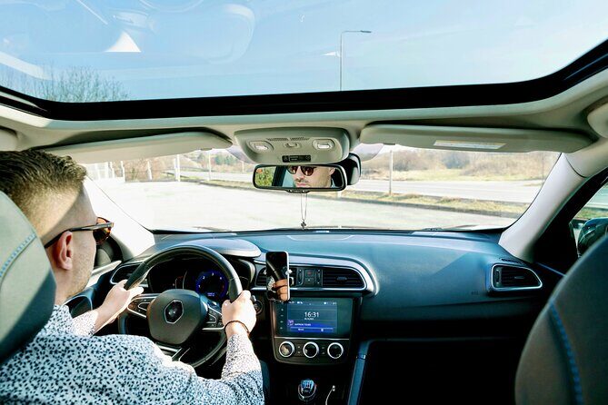 Santorini Private Transfer From or To the Ferry Port - What the Transfer Feels Like: Time, Comfort, and Sturdy Driving