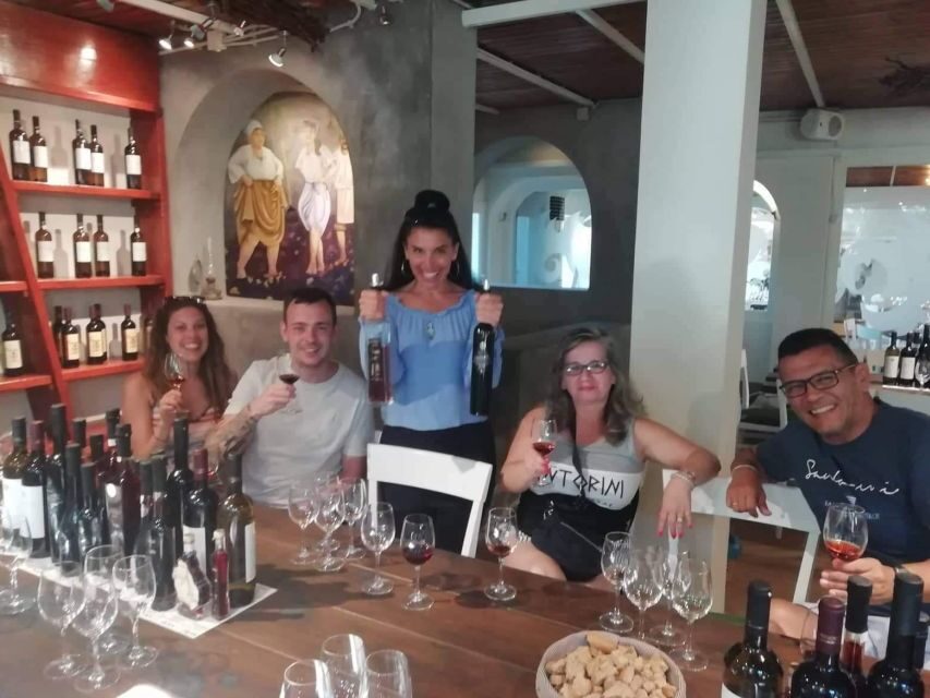 Santorini: Pyrgos, Winery & Oia - Pyrgos Kallistis: Medieval Streets and a Quick Reset