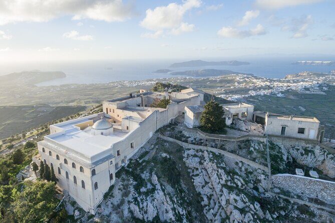 Santorini: The best 4-hours Sightseeing Private Tour! - Prophet Elias viewpoint: 360° views with an altitude-friendly choice
