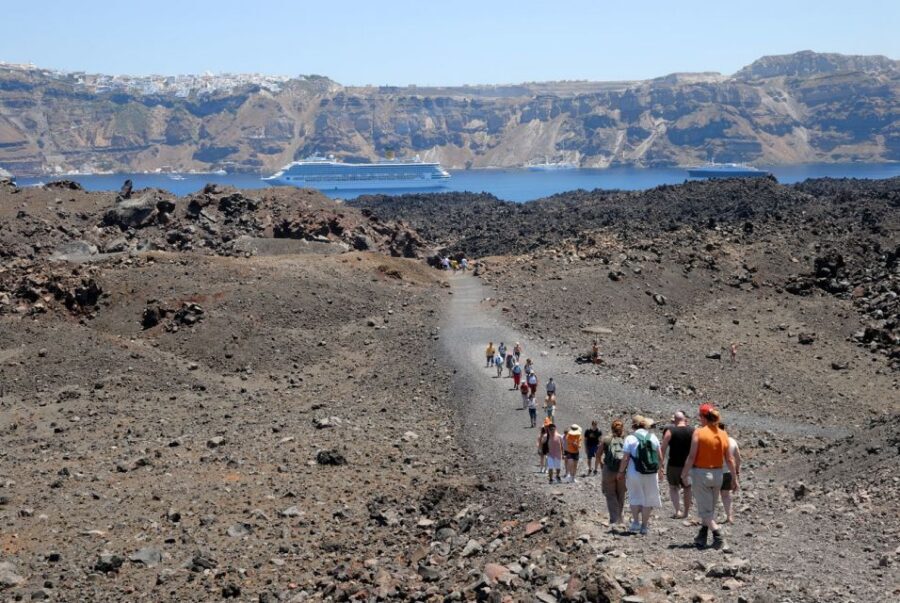 Santorini: Thirassia Islands and Volcano Guided Cruise - Oia Cliffs From the Water and the Bus Back to Your Hotel