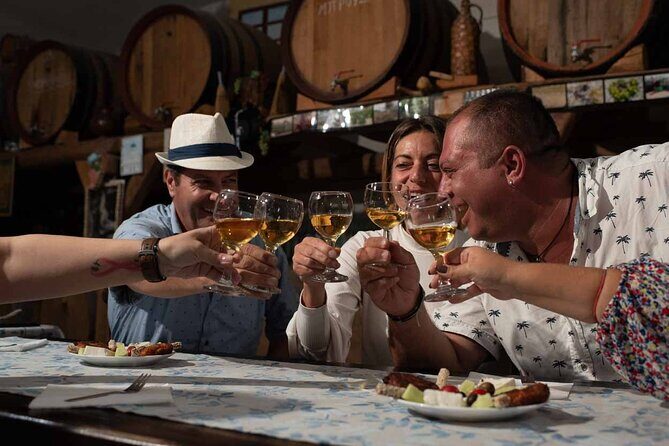 Santorini_Gastronomy gems Tour - Stop 3: 290 meters above the Aegean Sea for an open-air cocktail moment