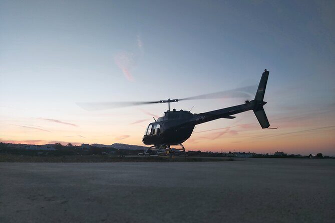 Shared Helicopter Tour Santorini 20 minutes - 2 passengers - Key highlights at a glance